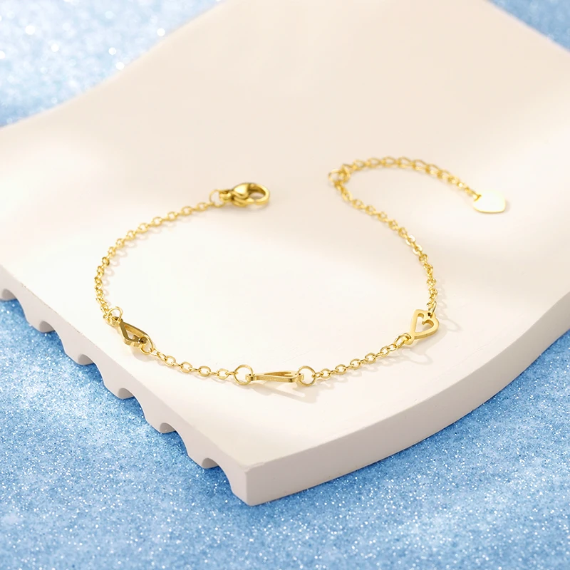 Simple Fashion Gold Plated Stainless steel Thin Chain Hollow Heart Shape Bracelets for Women Girls By Factory