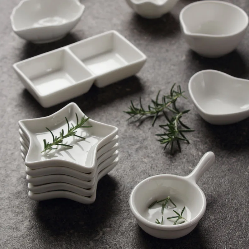 Wholesale soy sauce dish ceramic high white porcelain ceramic sauce dish pan japanese sushi sauce dish