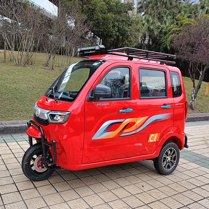 Factory wholesale China made for passenger Bajaj Tuk Tuk 150-250cc gasoline tricycle
