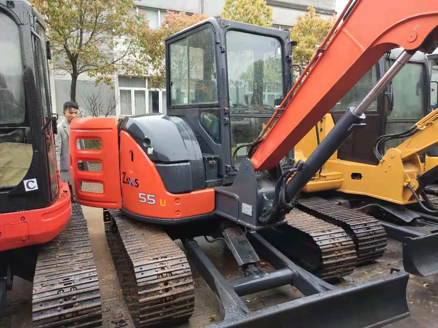 Б/у Экскаватор Hitachi ZX55 /ZX70 экскаватор ZX75 ZX50 ZX120 на