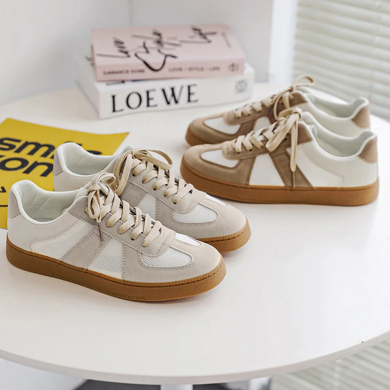White Mixed Designer Manufacturer Sport Light Weight Rubber Outsole Sneaker Retro Custom Women Men German Trainers Running Shoes