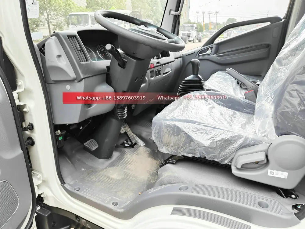 Высококачественный небольшой легкий JAC с закрытым кузовом грузовик Van Truck Euro 2 двигатель для продажи