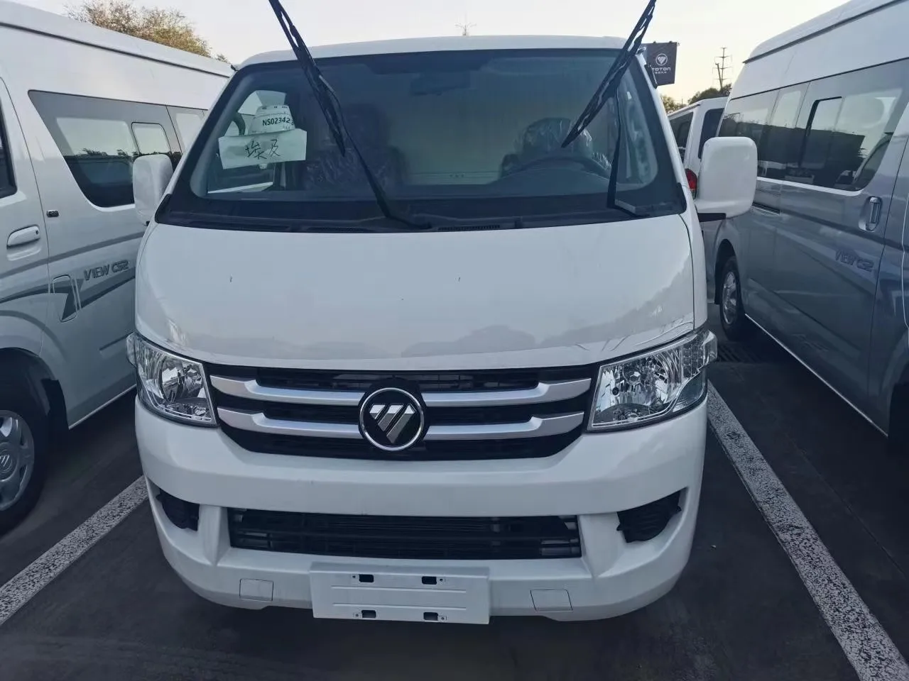17 Seats mini van bus Foton View C2 cargo van bus