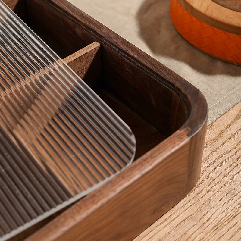 BSCI Factory Walnut Wood Trays For Snacks and Nuts Custom Wooden Serving Tray Food Trays For Dry Fruits With Compartments