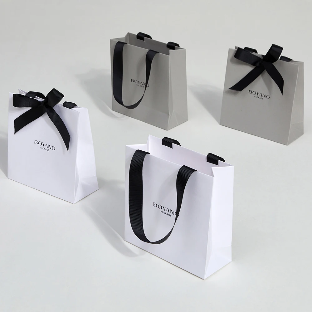 Boyang Factory Wholesale Luxury Jewelry Gift Packaging Paper Shopping Bags Custom
