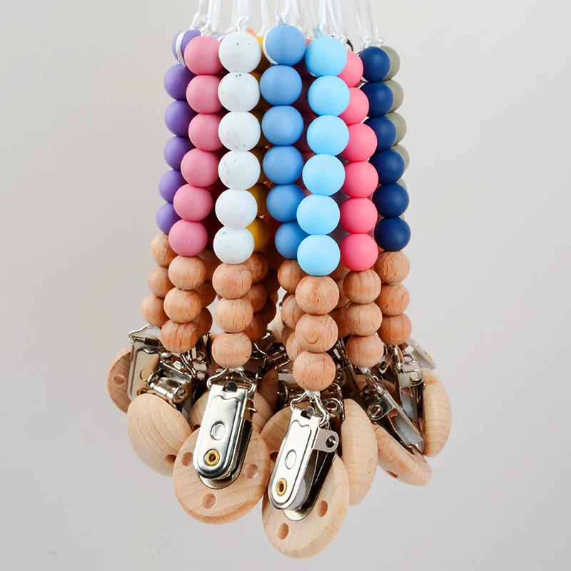 Customized Cartoon Wooden BPA Free Newborn Pacifier Holder Infant Clip 100% Silicone Pacifier Clip for Baby Boy Girl