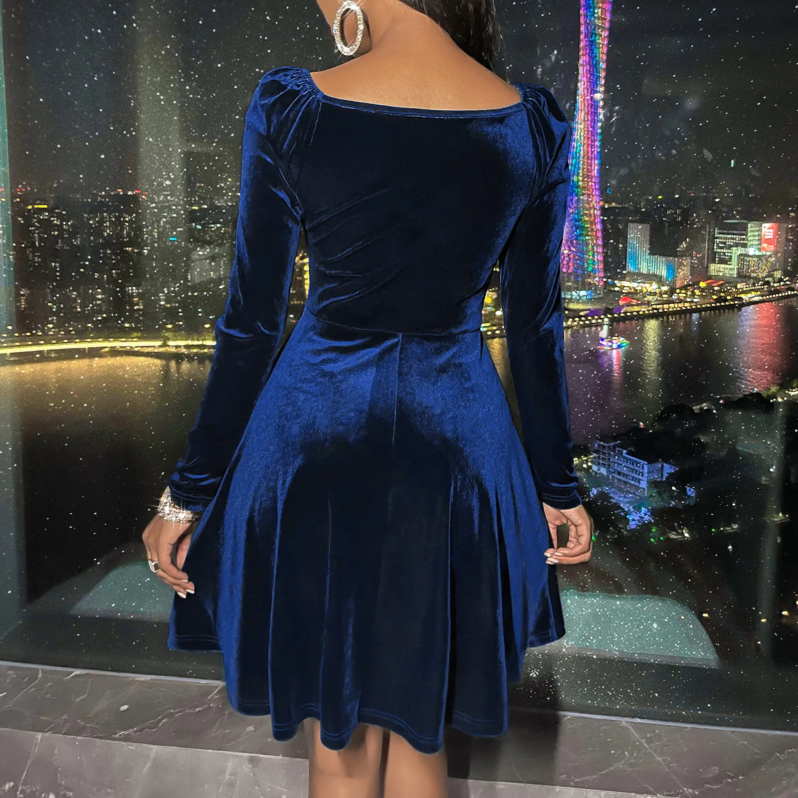 Ladies High Quality Long Sleeve V-Neck Velvet Dress Fashion Casual Elegant Evening Dress