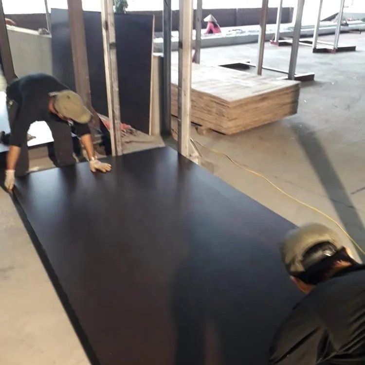 High quality, competitive price black/brown film faced plywood for construction