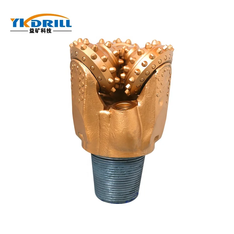 7' IADC 637 tricone rock drill bit API rubber sealed bearing for water wells