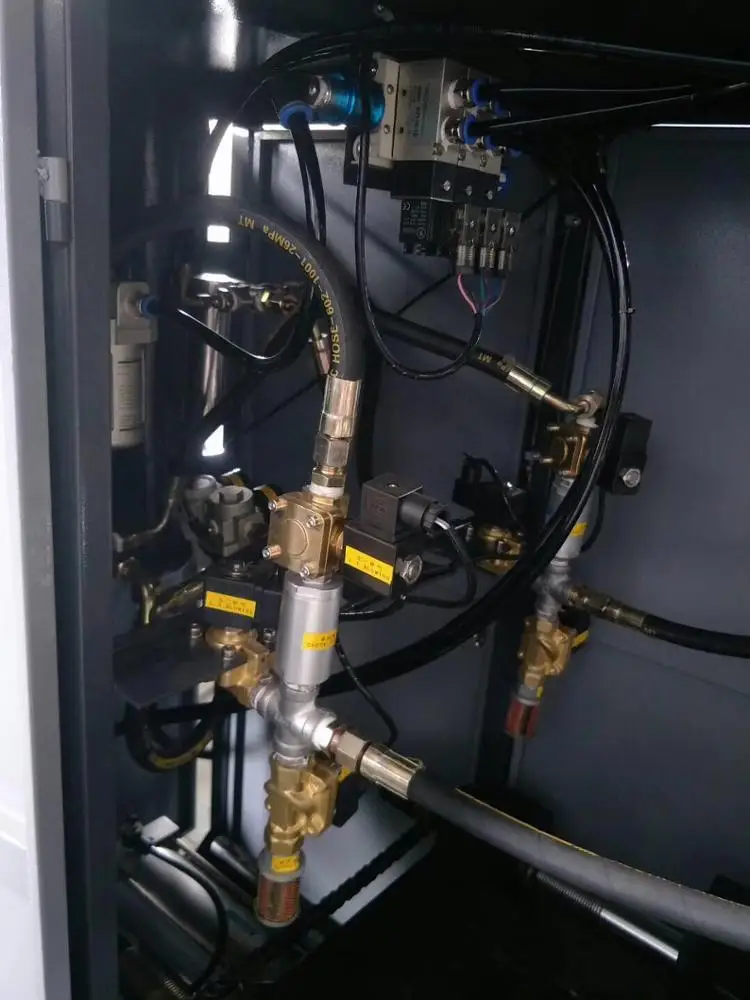 Semi automatic bottle blowing machine