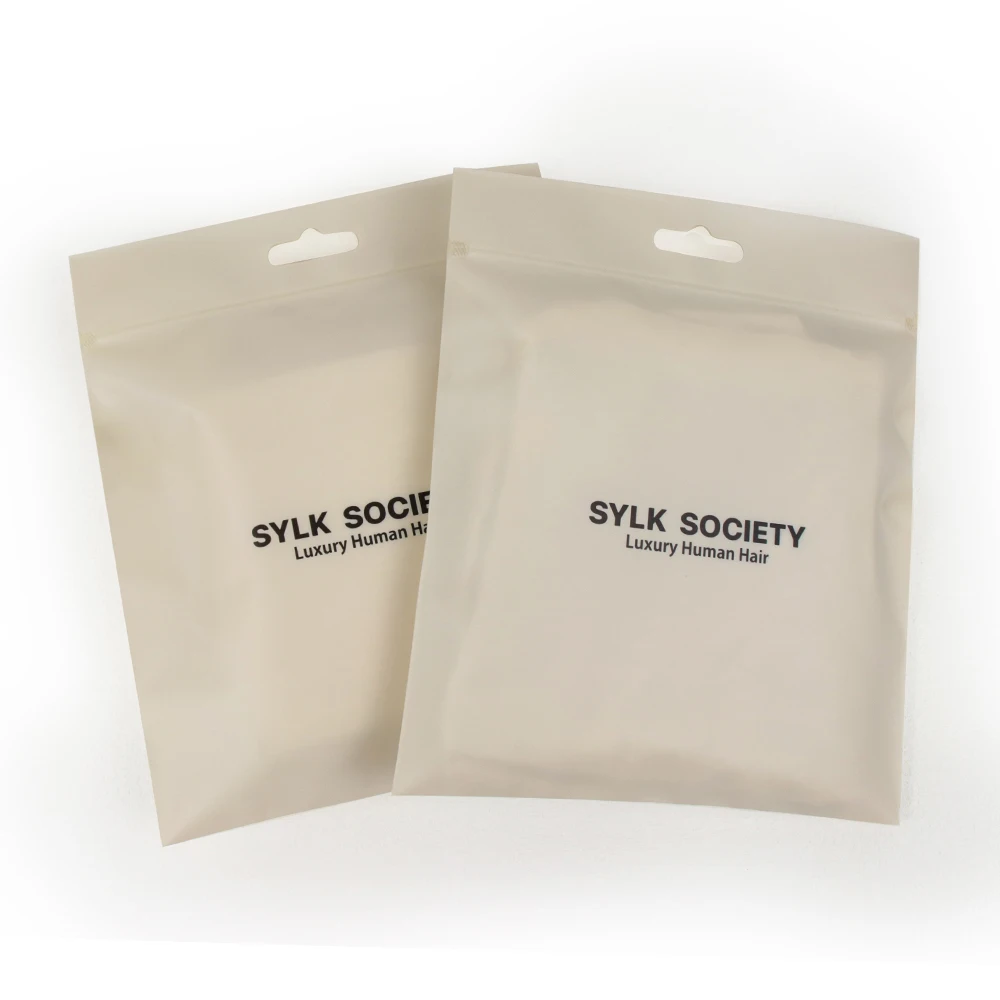 Custom Logo Print Milk Cream Ziplock Bag for Clothes Packaging Reclosable Sealable Plastic Bags for Packing Cream Color