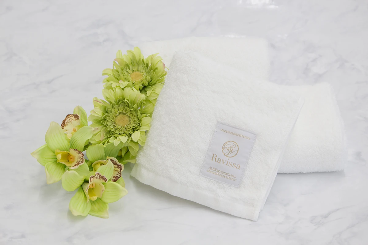 High quality laundry room woven plaid pattern white bath towel