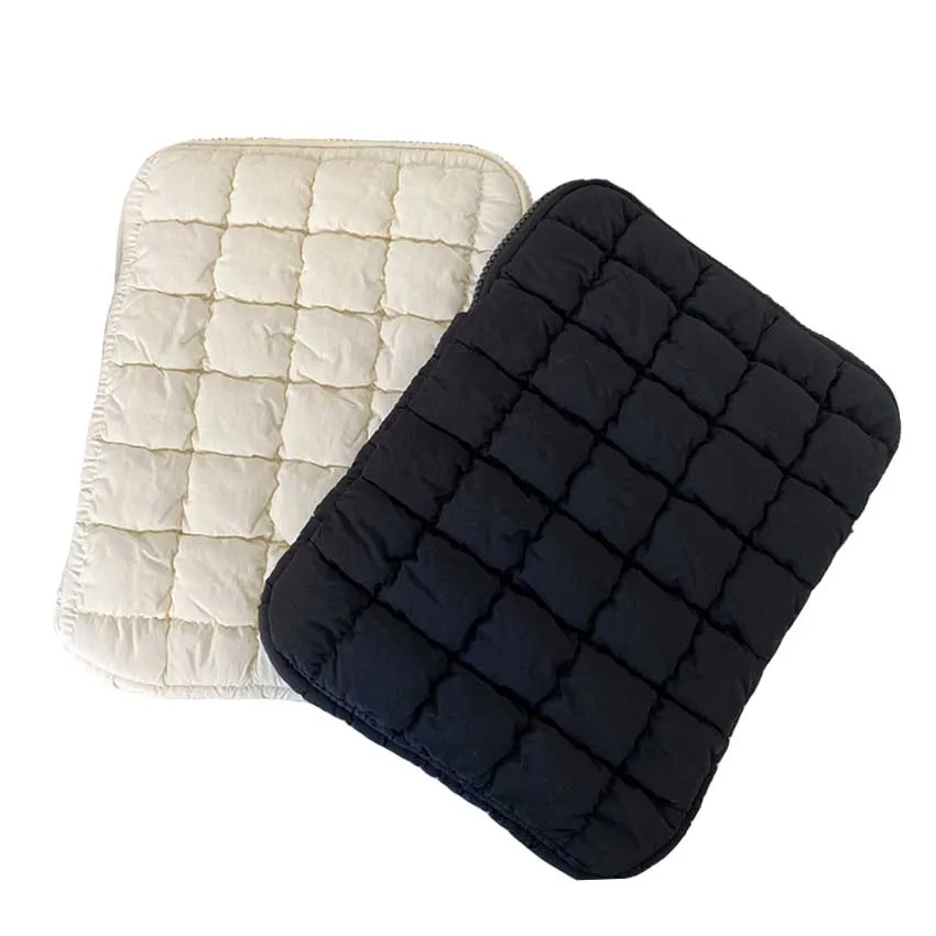 Custom Logo 11 13 15 16 Inch Portable Case Padded Laptop Cover Bag Quilted Puffer Puffy Laptop Pouch Sleeve for Women