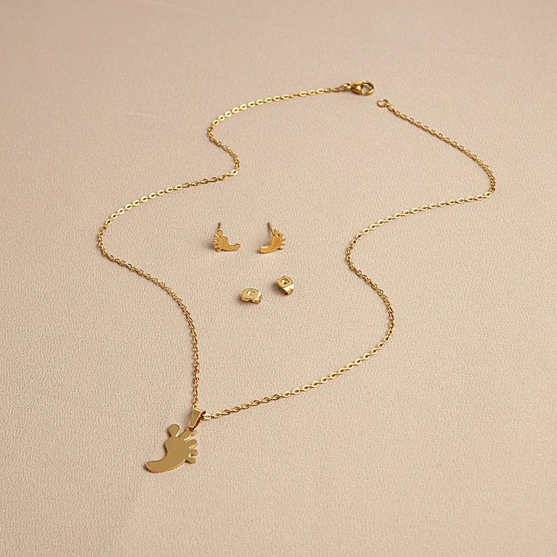 X376 Fashionable Titanium Stainless Steel Star Necklace Set Titanio gioielli in acciaio inox stelle cadenti collana orecchio set