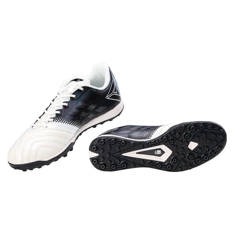 2022 New Men Non Slip Professional Soccer Boots Sneakers Toe Football Shoes Breathable Sports Shoes Football Boots