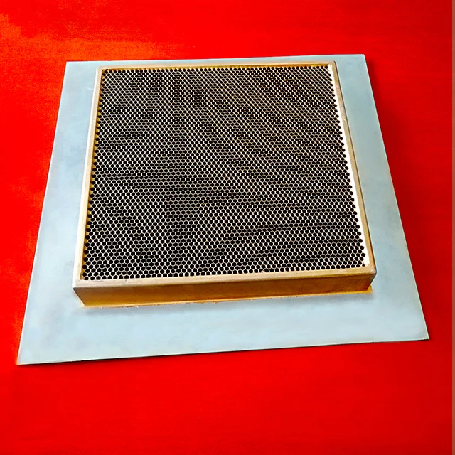 
3.2Mm Hole Cell Honeycomb Vent Core And Frame 
