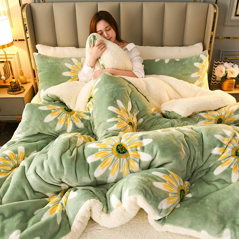 Wholesale Supplier Warm Shaggy Comforter Blanket Super Thick Heavy Wool Fleece Sherpa Blanket