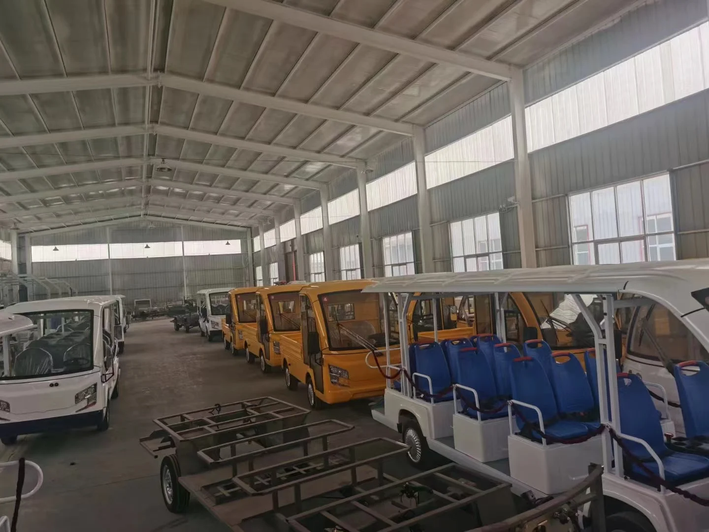 Electric Sightseeing Bus Tour Bus Mini Bus Scenic Spots Carry Passengers With air Conditioning