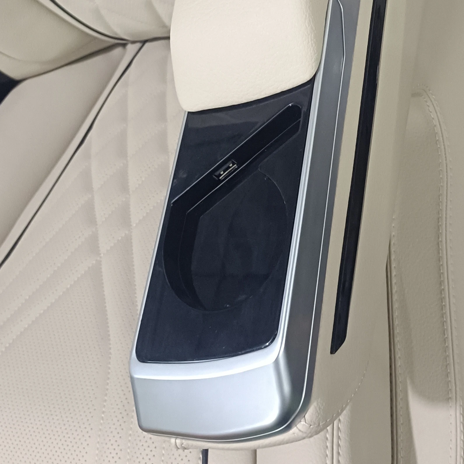 OTW-MBH-QP custom logo modified electric adjustable  ventilated vip luxury auto captain van car seats for sprinter mercedes benz