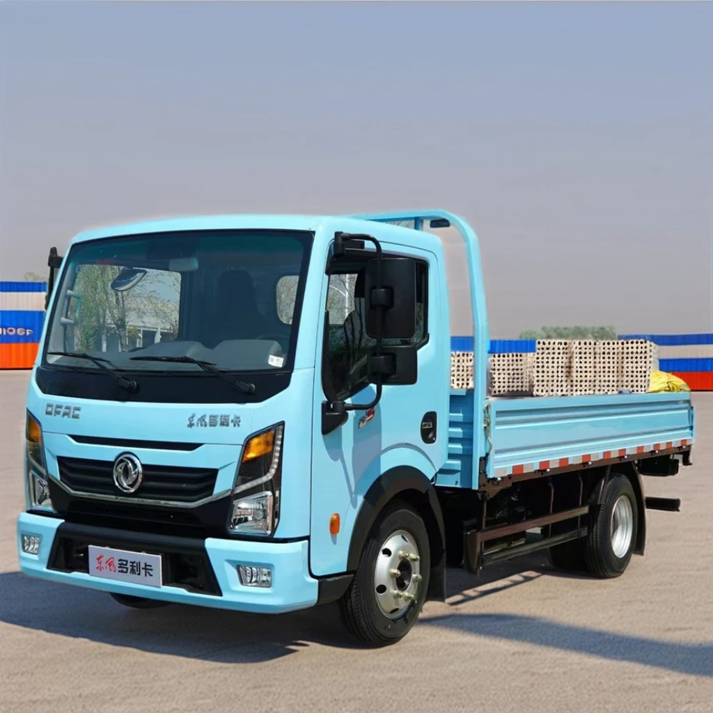 Dolica Diesel Gasoline Mini Truck New Condition 4L Engine Automatic Fast Euro 6 4x2 8x4 Options ACC Chassis Fence Light Truck