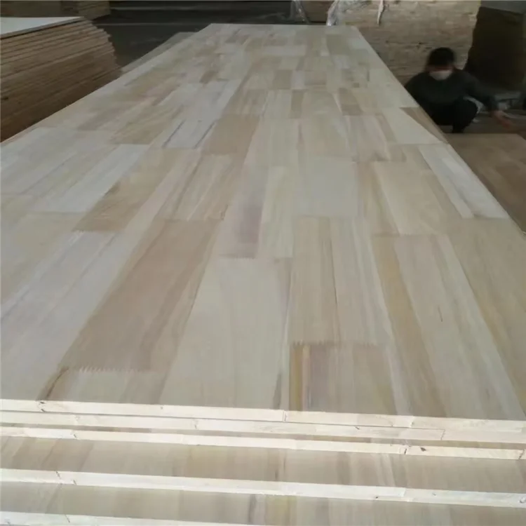 Customized 4*8ft paulownia veneer solid wood timber 12mm paulownia finger joint board