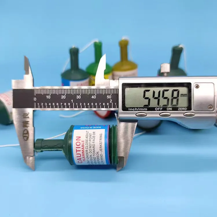 Hot selling fashion portable safe pollution-free mini confetti cannon for celebration