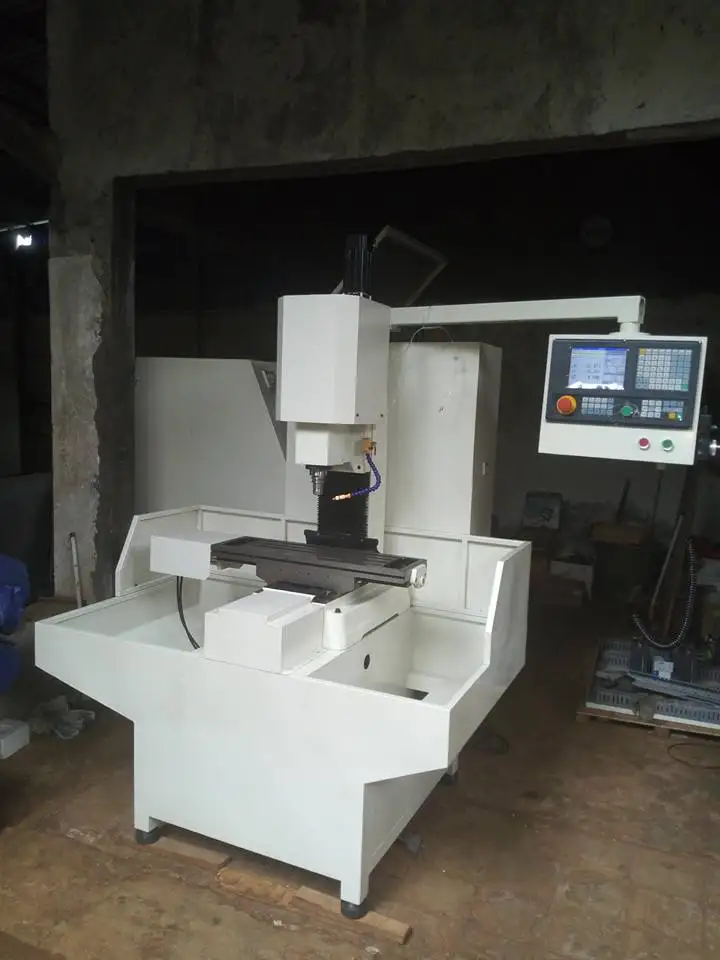 4 Assi Lambda 3l Machining Center Machine Siemens Control Telugu Szgh-990mdb-3 3 Axis Cnc Milling Controller Board