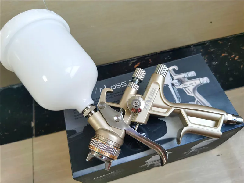 Краскопульт ITALCO GLOSS 1 LVMP с соплом 3 мм и чашкой