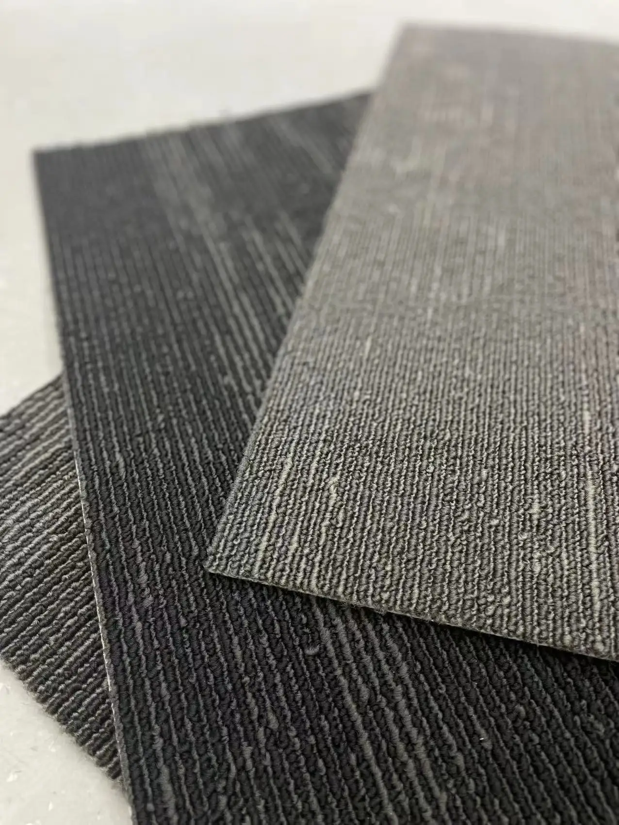 Modern Quality Commercial Office Decorative PVC Nylon Carpet Tiles Popular Fashion Psychedelic Carpet Tile for Home Floor Use