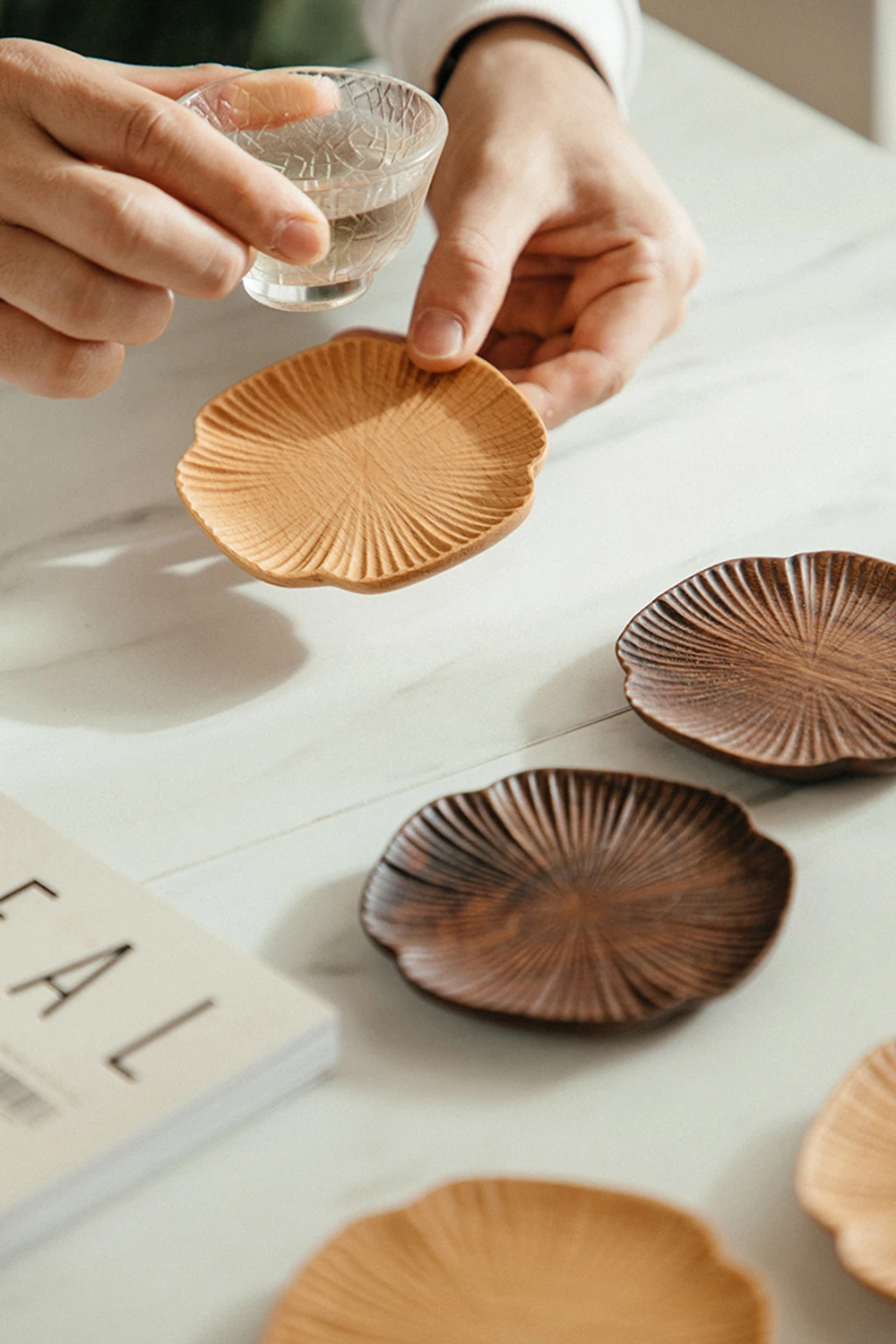 Wholesale Four Leaf Clover Shaped Beech Wood Tea Drink Coffee Coaster