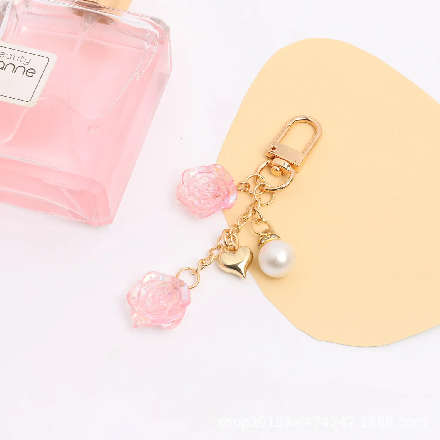 Resin Flower Alloy Keychain Pendant Small Fresh Color Flower Pearl Love Accessories Earphone Set bag charm Pendant Decoration