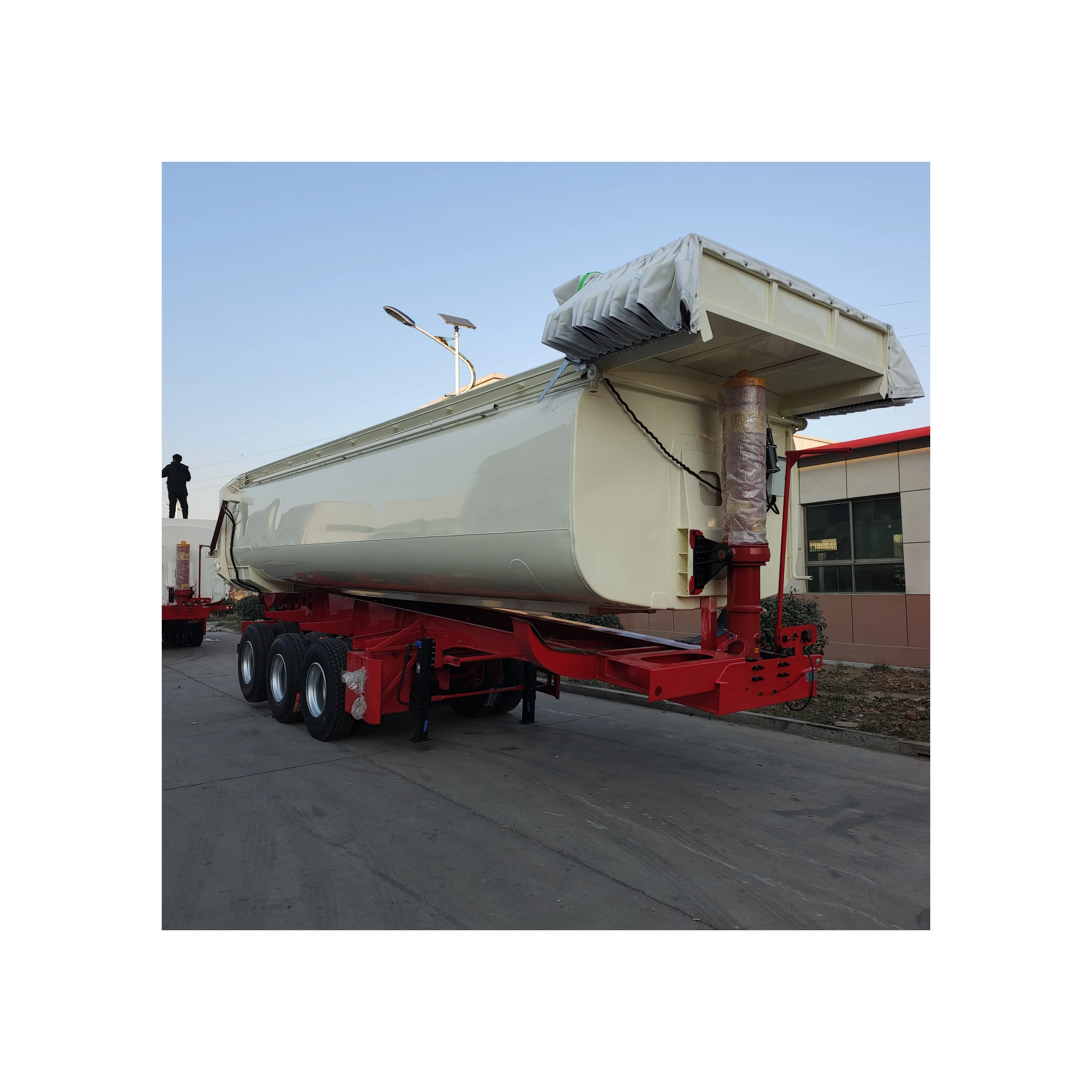 Hot Selling 9.5m Tank Type Rear Dump Semi-Trailer Second-Hand New Car Special Vehicle for Special Transportation