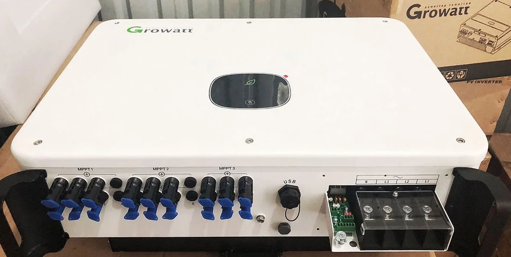 50kw inverter price cheap in Stock Growatt 60kw 50kw solar inverter MAC with WIFI logger