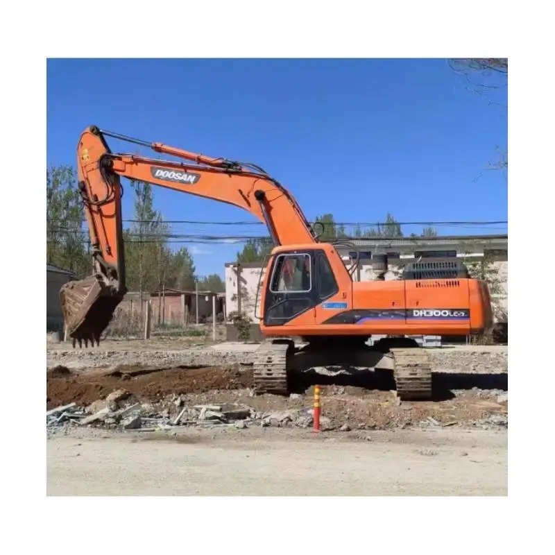 High Quality Used  Excavator 30 tons Large Hydraulic Crawler Digger Excavator of DOOSAN DX300LC Second Hand Excavator