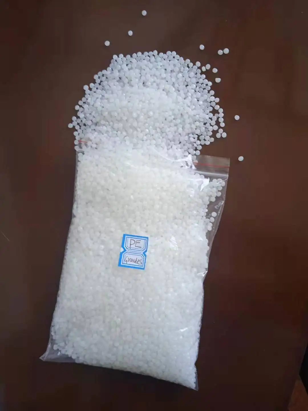 Модифицированные гранулы LDPE для мешков мусора производитель