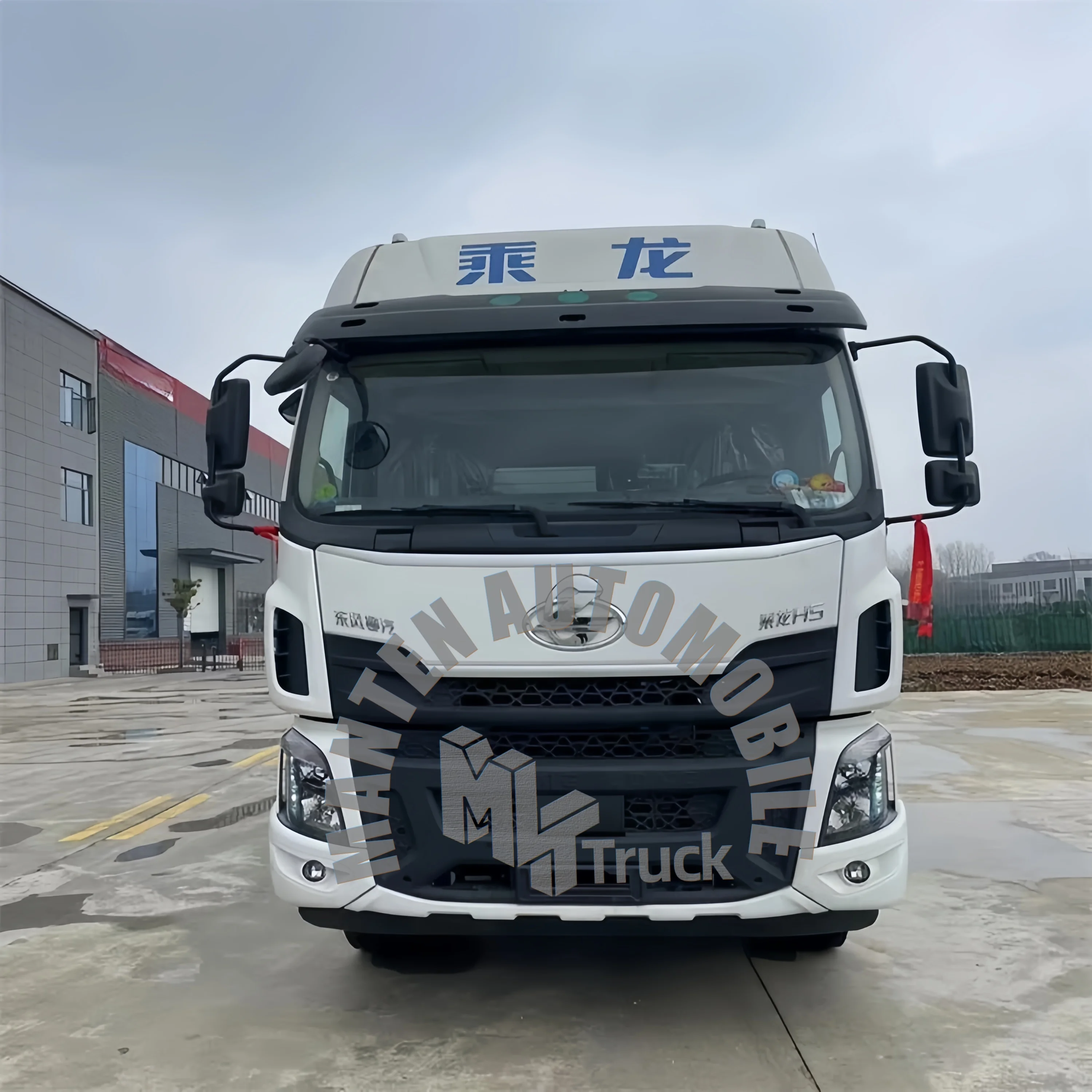 livestock truck y9291.jpg