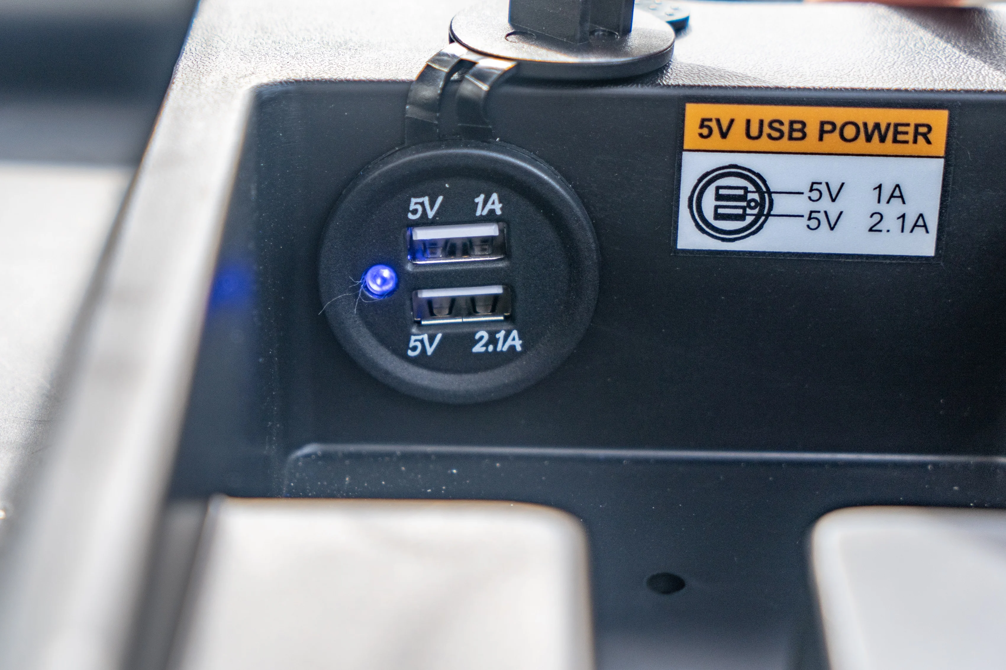 LEROAD NEW Launched L14 Shuttle Bus Popular Hot Selling Commercial Electric Sightseeing Bus