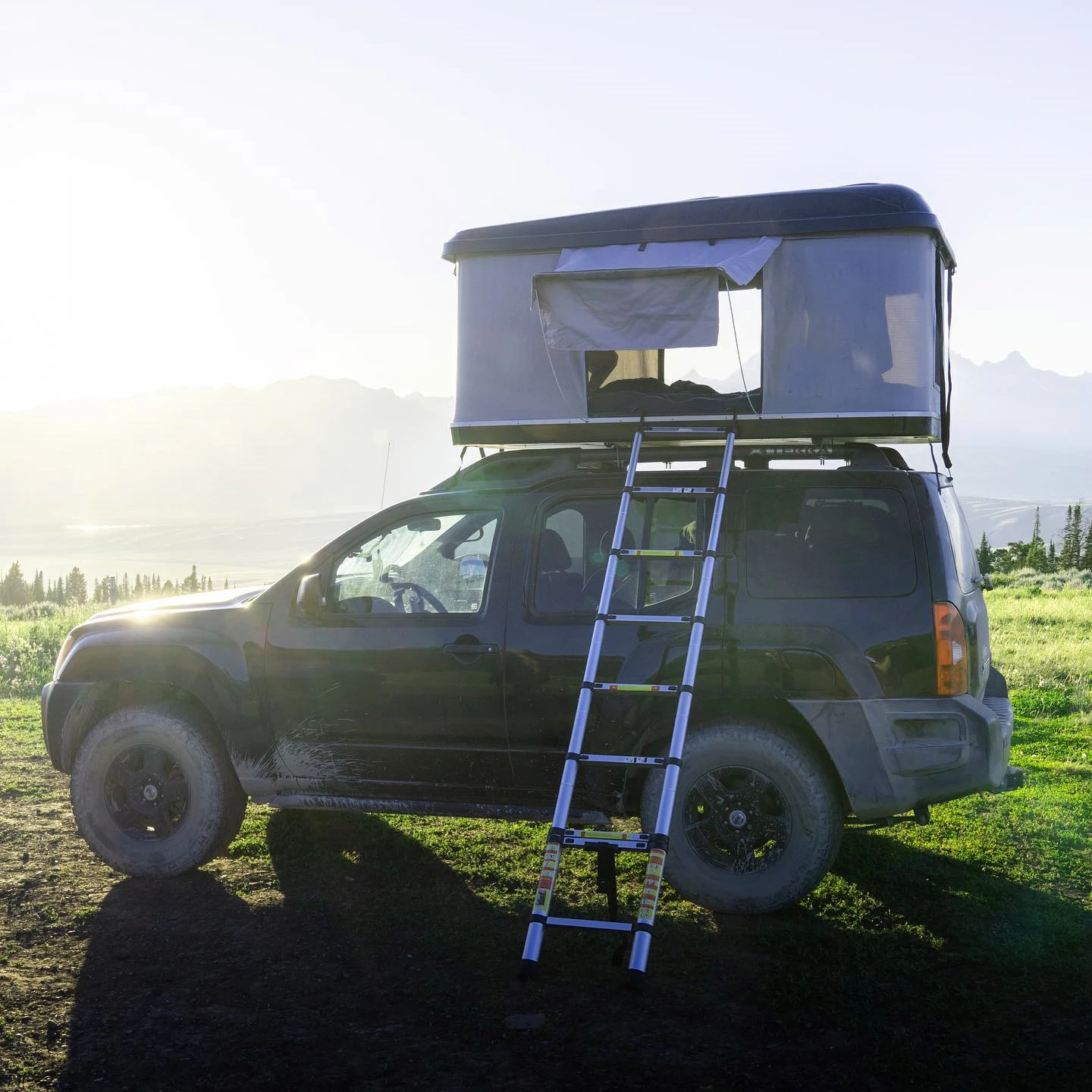 2 person outdoor hard shell roof top tent Roadtrip Camping 4x4 car roof tent
