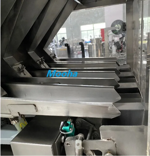 Full Automatic Vertical Coffee Beans/Peanut/Cashew Nut Granule Packaging Machine 4 Weighing Heads Particle Bag Packer