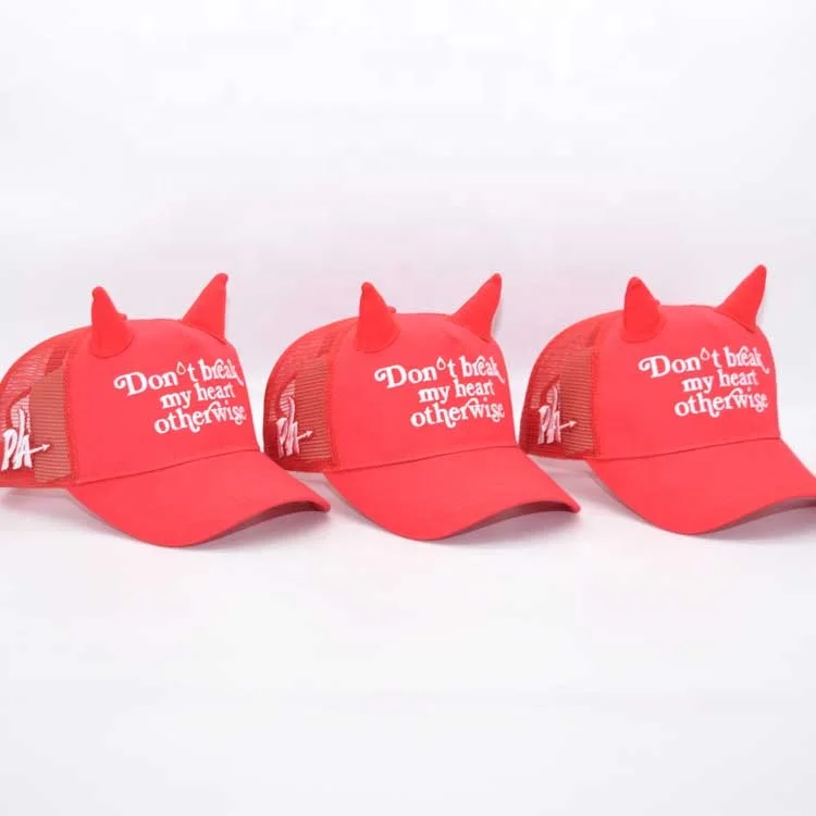 New claw decorative truck cap fashion design truck cap customization original demon truck cap