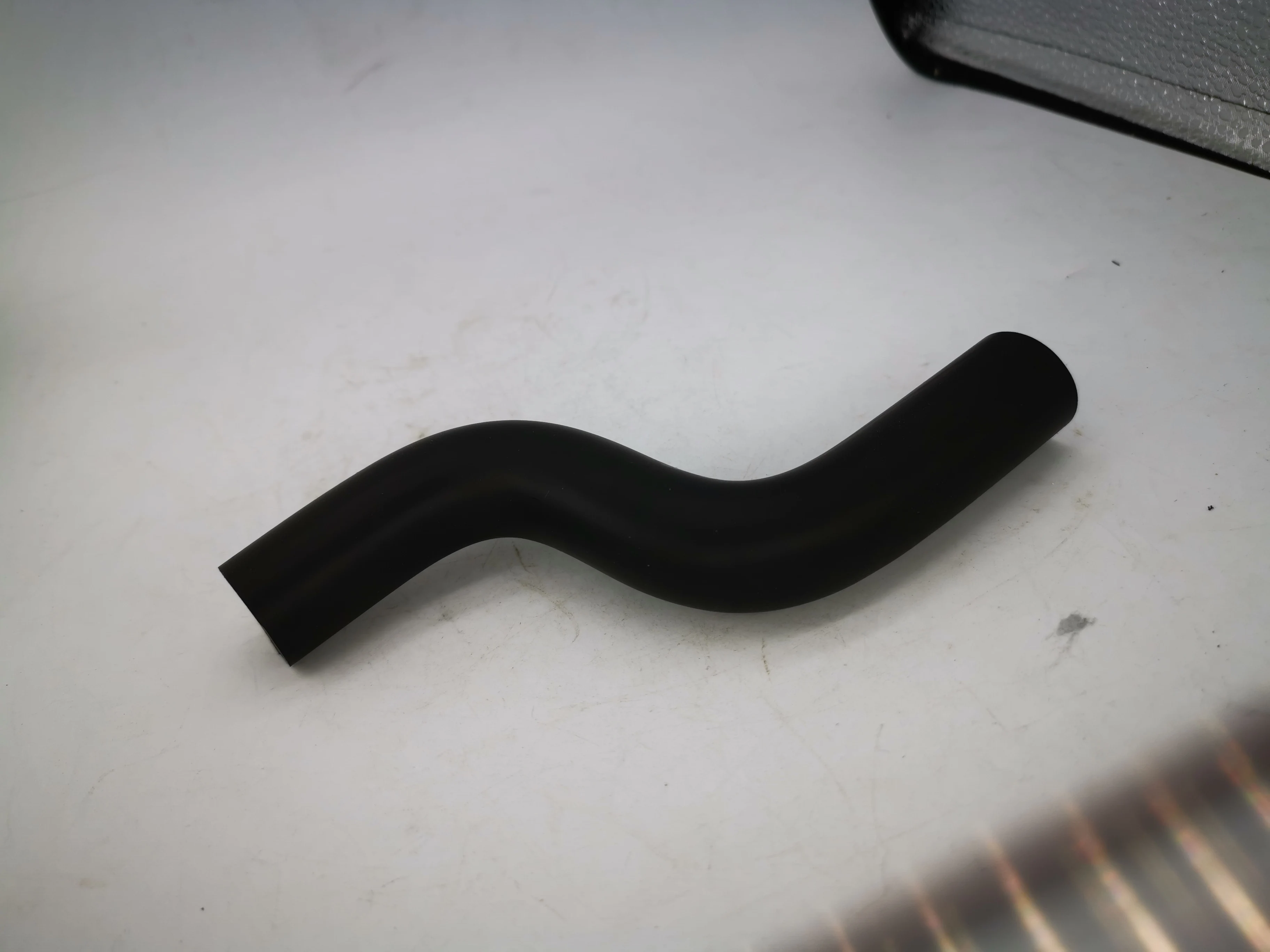 Crankcase Vent Hose Pipe 96461014 For OPEL chevrolet lacetti