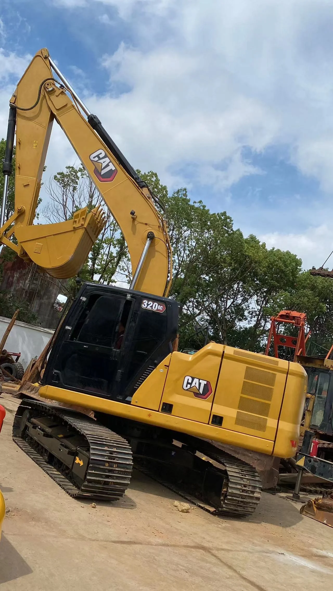 Caterpillar CAT 320gc excavator caterpillar 320 gc model Japan used CAT 320 320D 320c Crawler Excavator for sale