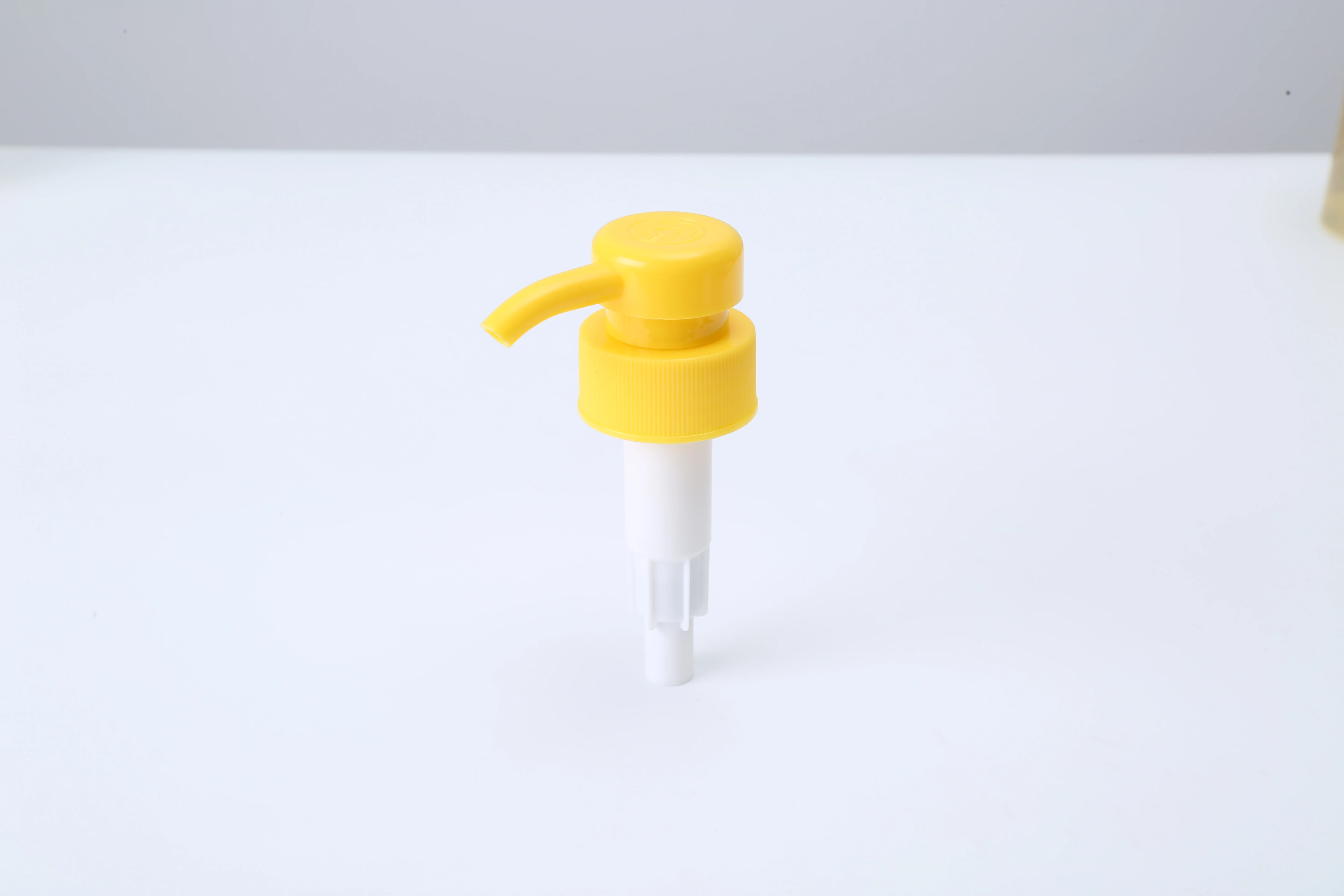 Baiqiao Cream Dispenser Sprayer Treatment Liquid Lotion Pump Manufacturer