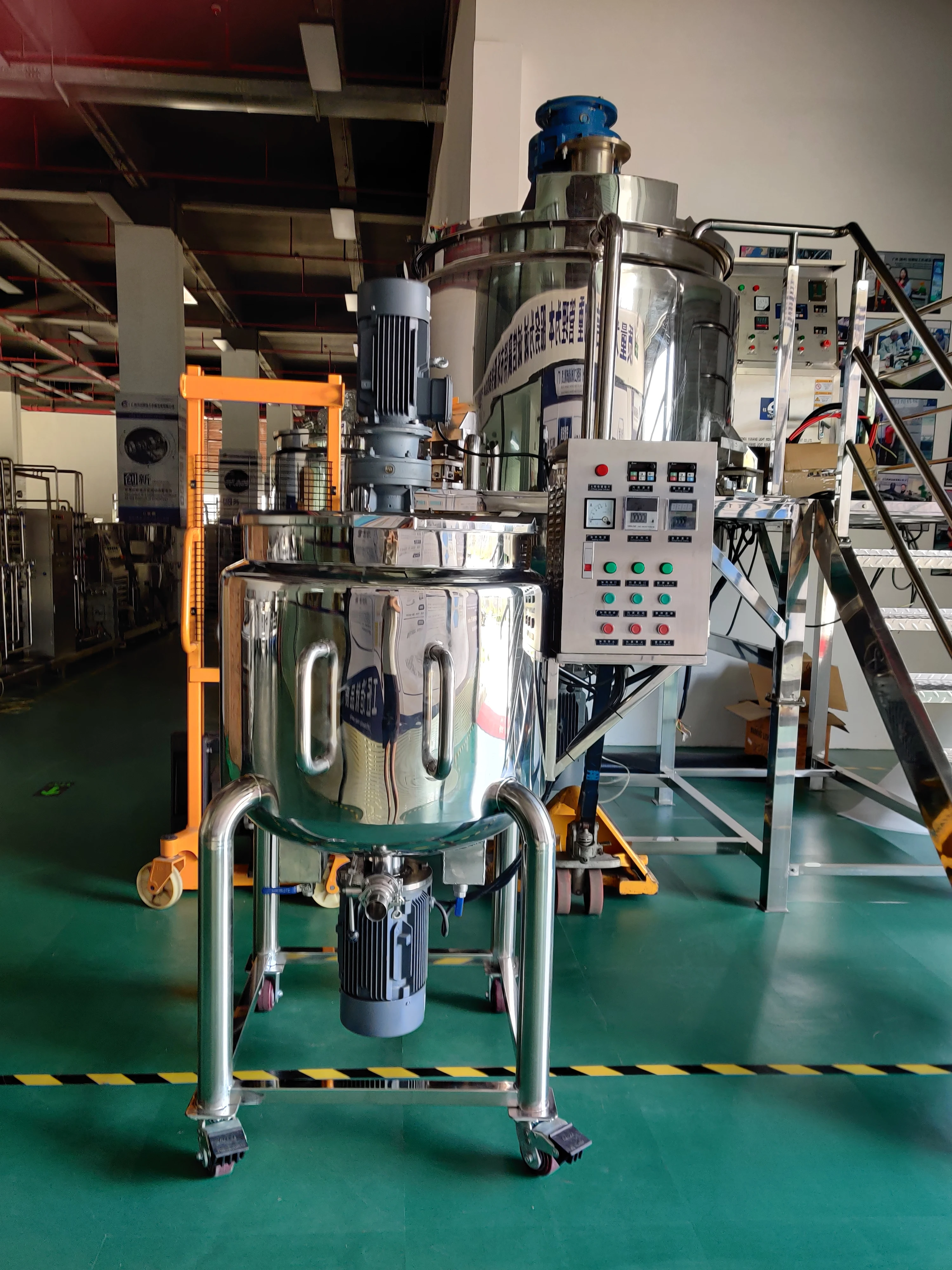 JBJ-100L Low Price Manufacture Shampoo liquid soap mixer Maquinas maquinas para fabricar jabon