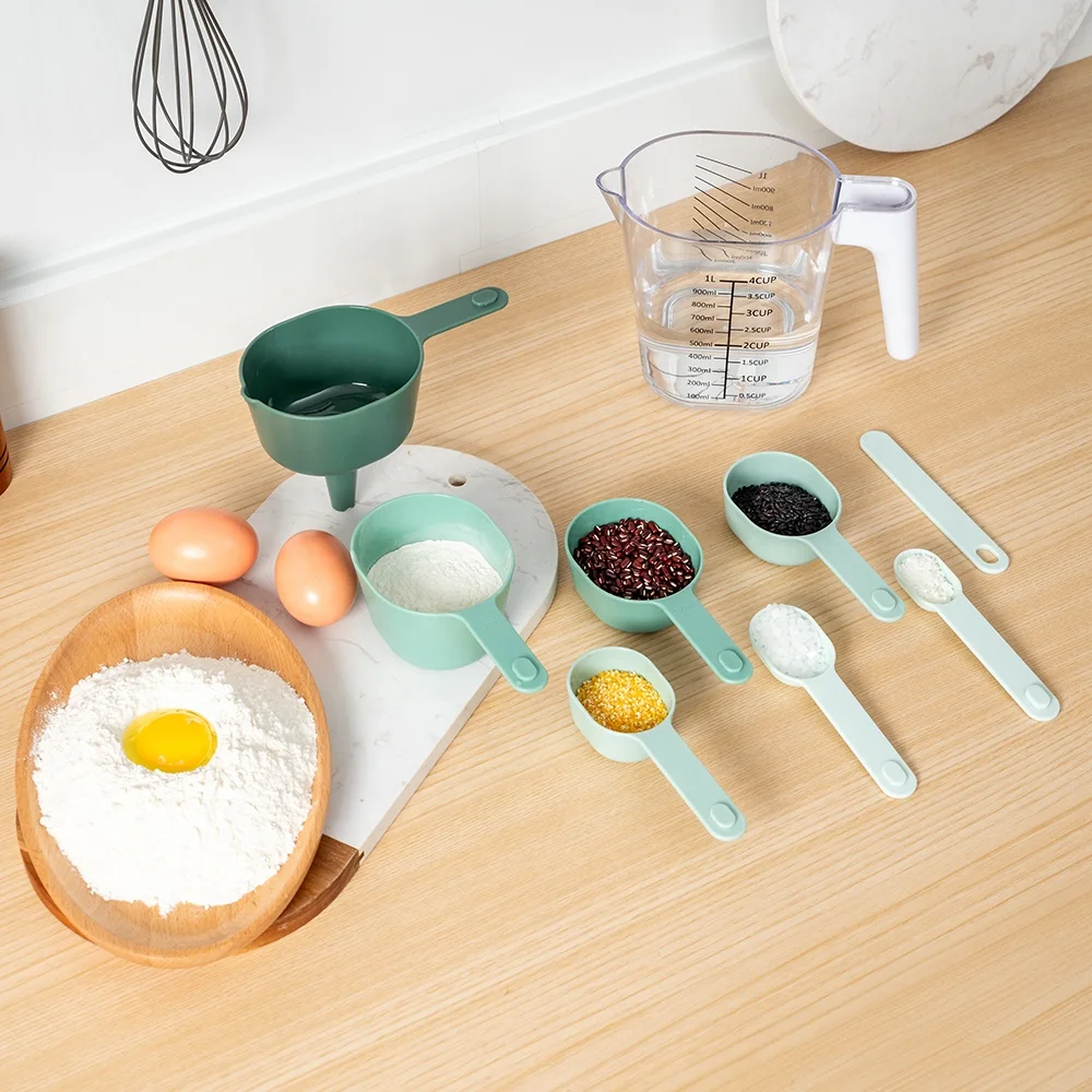 Factory Wholesale Kitchen Accessories BPA Free 9 Pieces Plastic Measuring Cup Set For Baking
