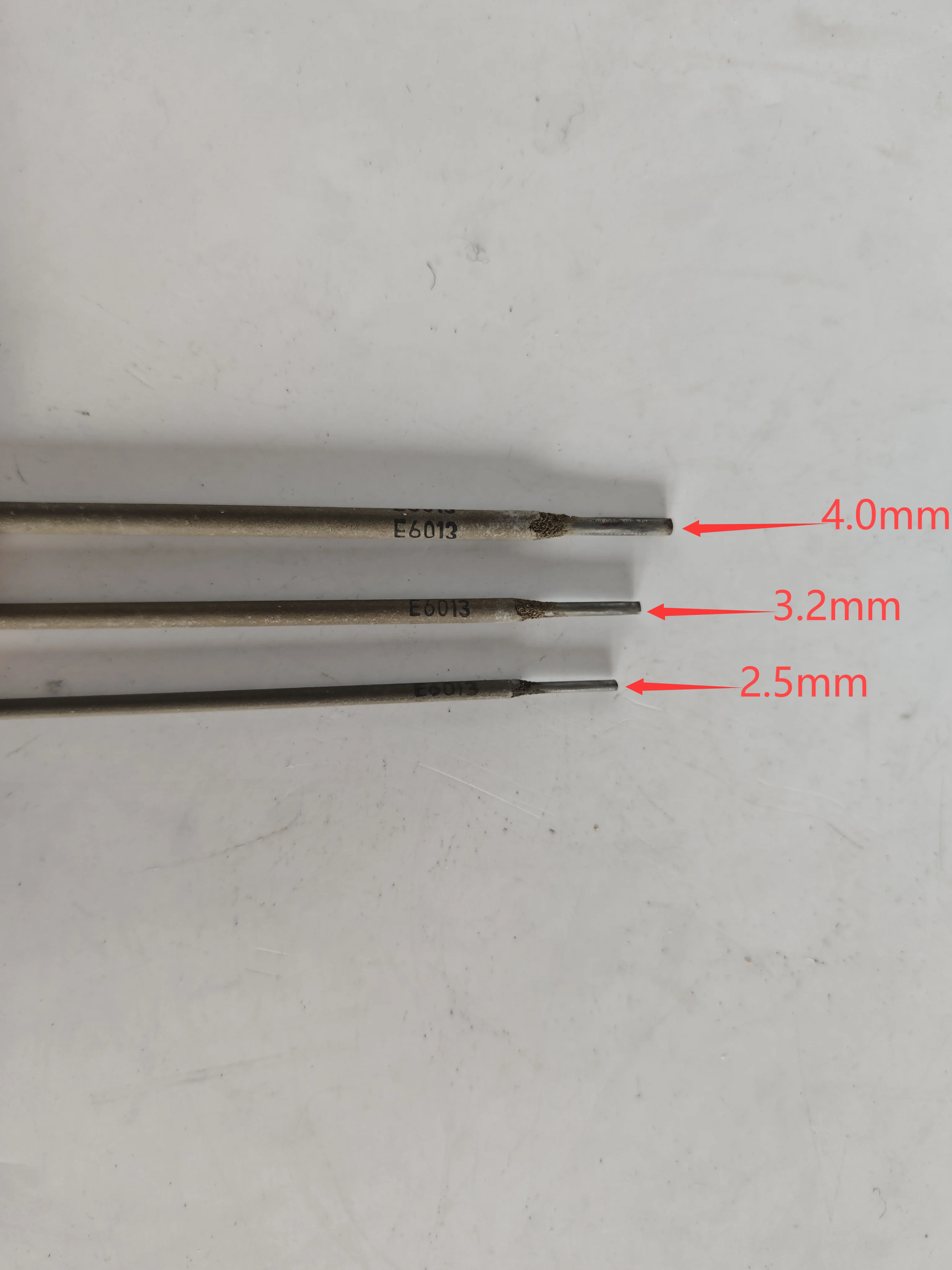 J422 Underwater Hardware Electrodes for Welding E6013 E7018 Stick Electrode Price