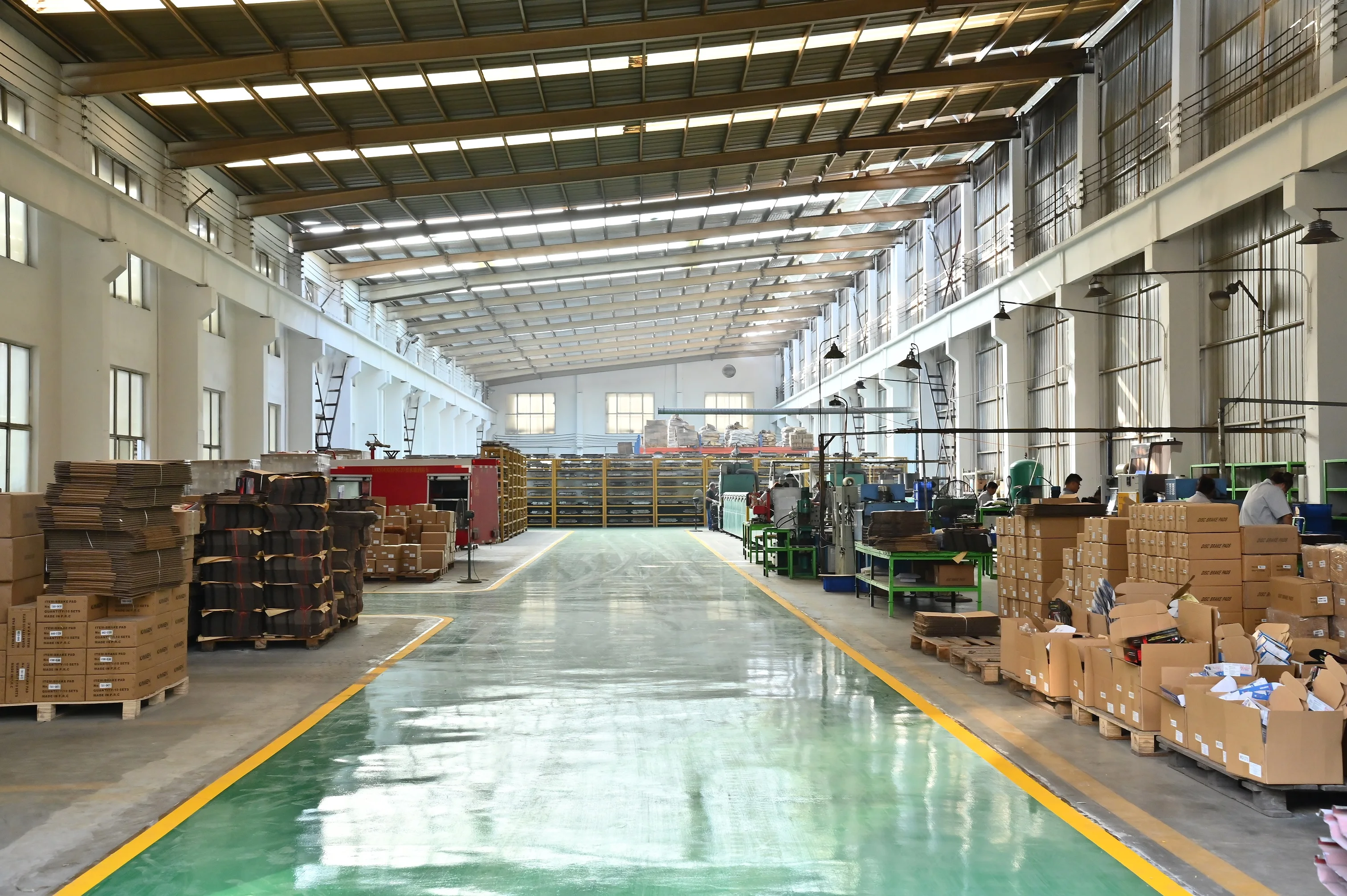 Высококачественные полуметаллические передние и задние тормозные колодки для Lexus ES240 ES350 RX270 LS460 IS300