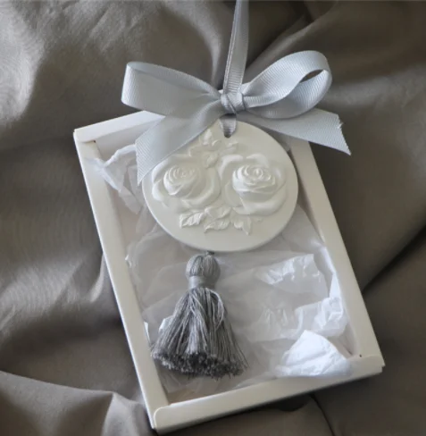 Popular Wedding Gift Customized Oval Scented Ceramic Aroma Stone Perfumed Fragrance Oil Diffuser Aroma Plaster Ceramic