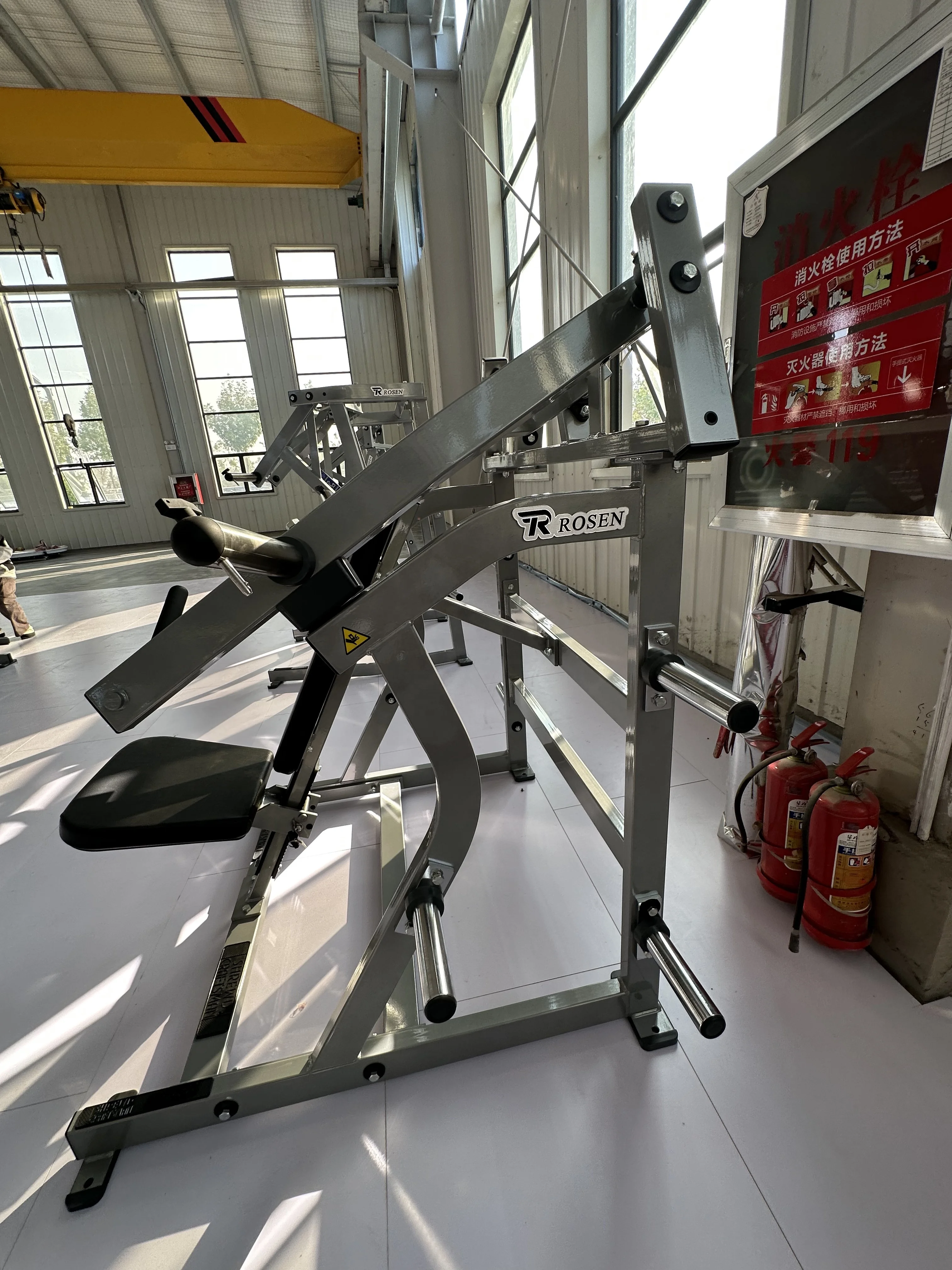 Big Discount Customized Indoor Dezhou Fitness Equipment Plate Loaded Iso-Lateral Super Incline Press for Bodybuilding