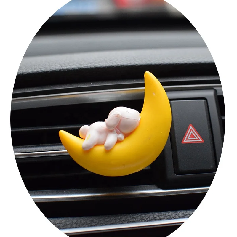 Kawaii 3D Resin Moon Animal Models Mini Cat Mouse Auto Pendants Diy Lattafa Car Perfumes